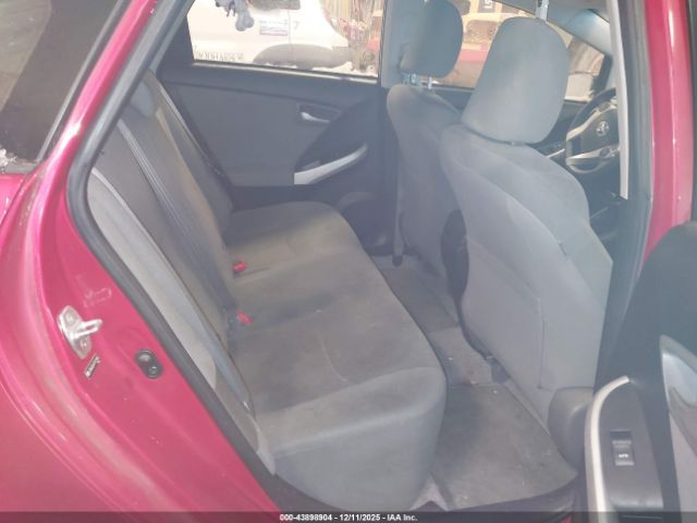 Toyota Prius Three Image 7