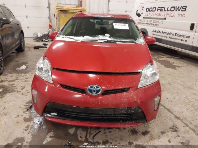 Toyota Prius Three Image 10