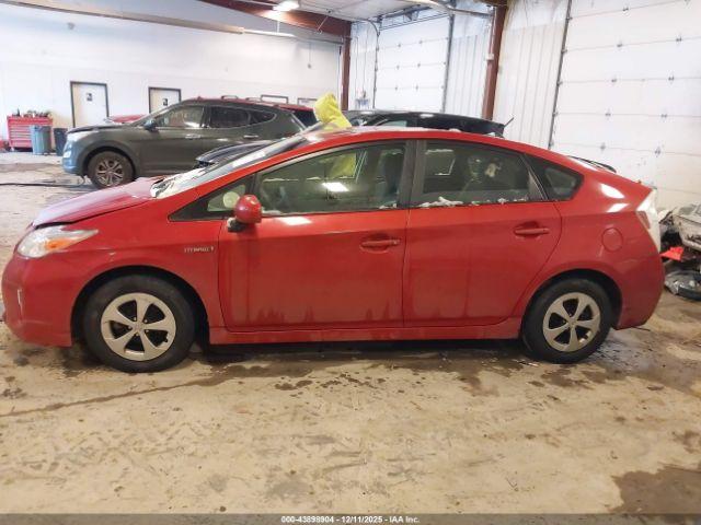 Toyota Prius Three Image 16