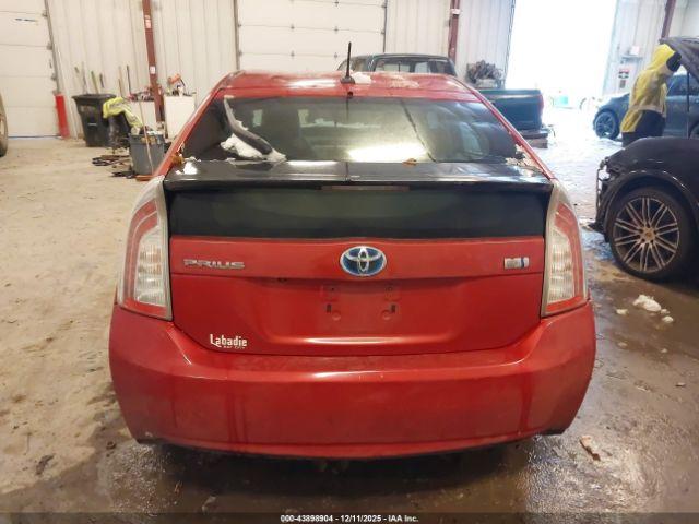 Toyota Prius Three Image 11