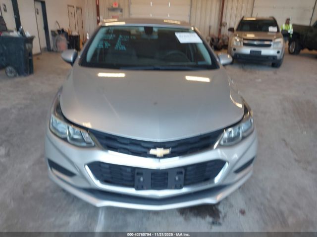 Chevrolet Cruze Ls Auto Image 9