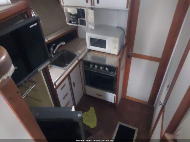 Carver Other Image 8