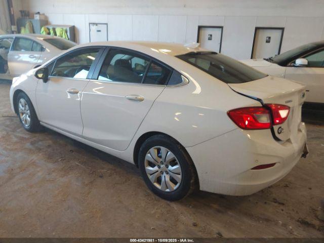 Chevrolet Cruze Lt Auto Image 2