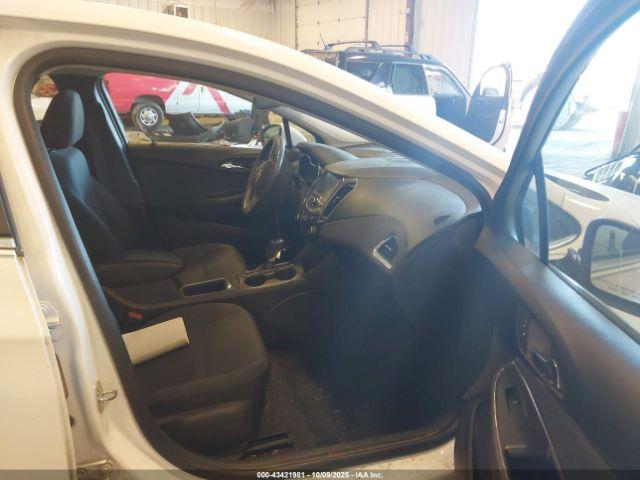 Chevrolet Cruze Lt Auto Image 7