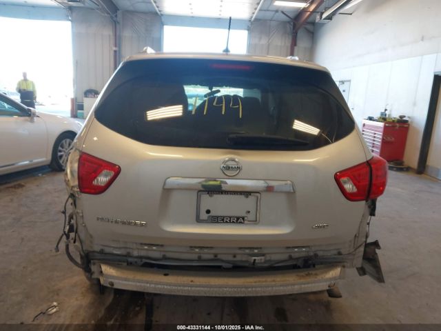 Nissan Pathfinder S Image 7