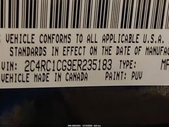 Chrysler Town & Country Touring-l Image 4