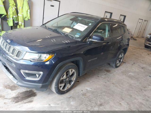 Jeep Compass Limited 4x4 Image 11