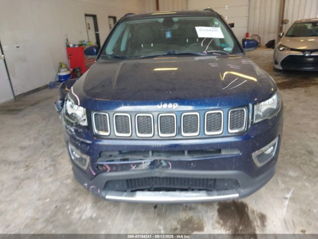 Jeep Compass Limited 4x4 Image 6