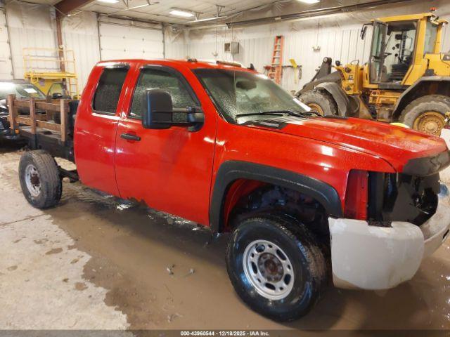  Salvage Chevrolet Silverado 2500