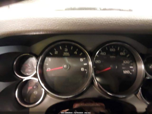 Chevrolet Silverado 2500 Work Truck Image 11