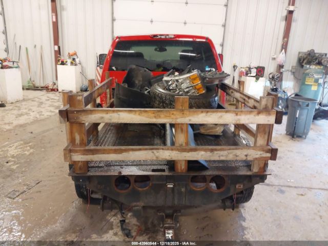 Chevrolet Silverado 2500 Work Truck Image 10