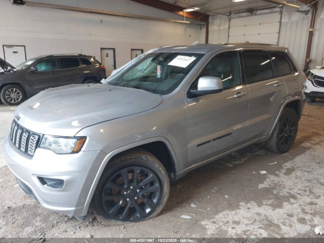 Jeep Grand Cherokee Laredo X 4x4 Image 8