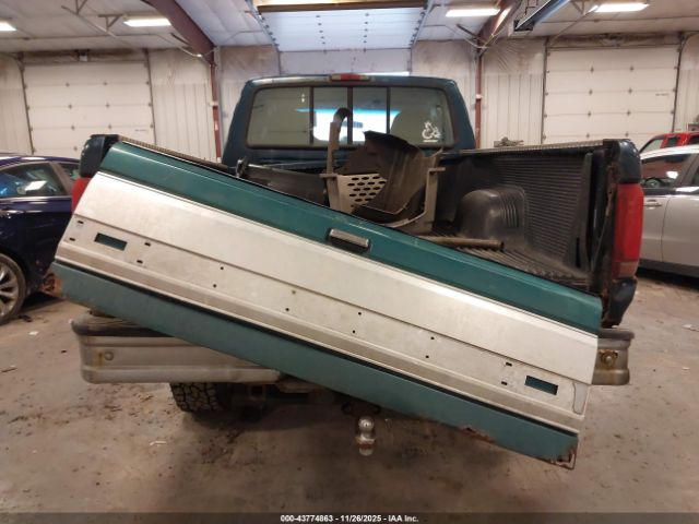 Ford F-250 Xl Image 5