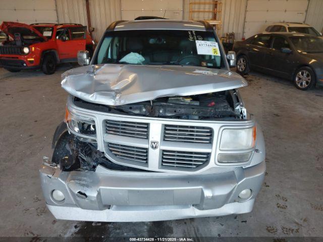 Dodge Nitro Sxt Image 14