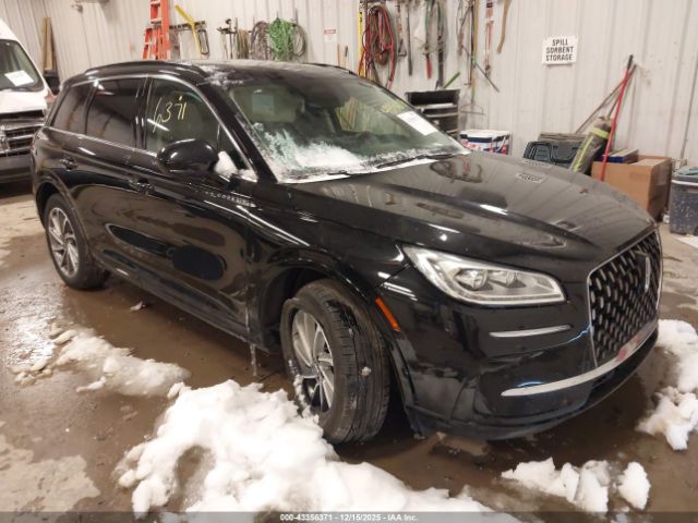 Lincoln Corsair Grand Touring Image 1