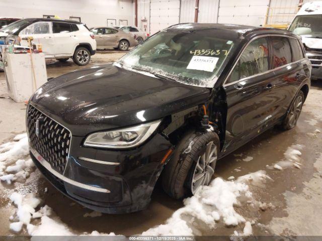 Lincoln Corsair Grand Touring Image 6