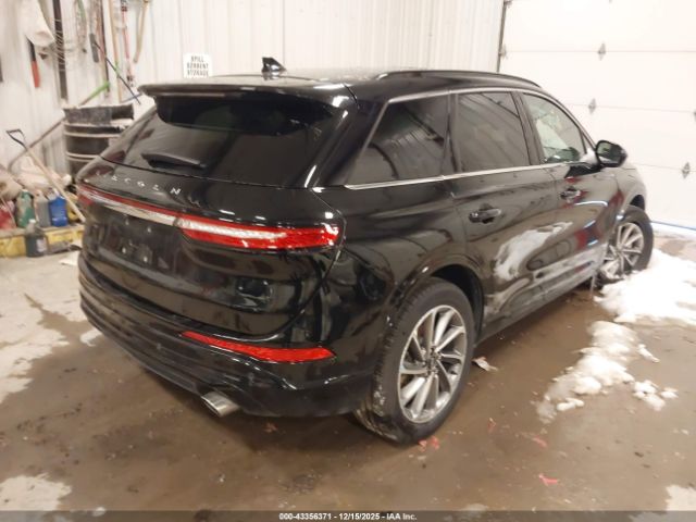 Lincoln Corsair Grand Touring Image 14