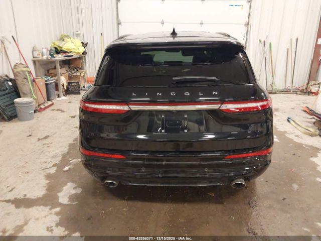 Lincoln Corsair Grand Touring Image 16