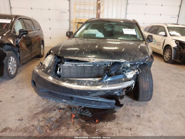 Chrysler Pacifica Touring Image 9