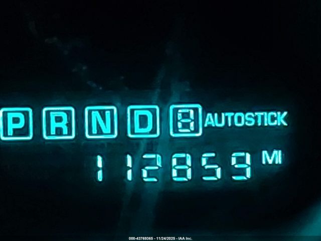 Chrysler Pacifica Touring Image 8