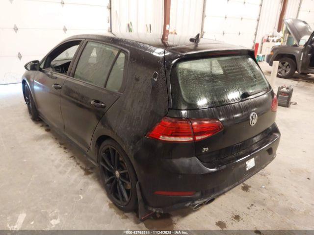 Volkswagen Golf Image 3