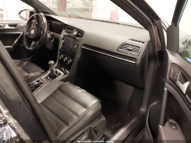 Volkswagen Golf Image 7