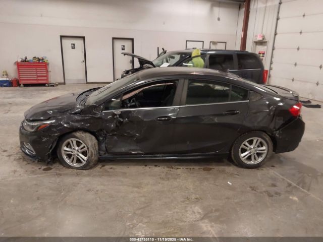 Chevrolet Cruze Lt Auto Image 14