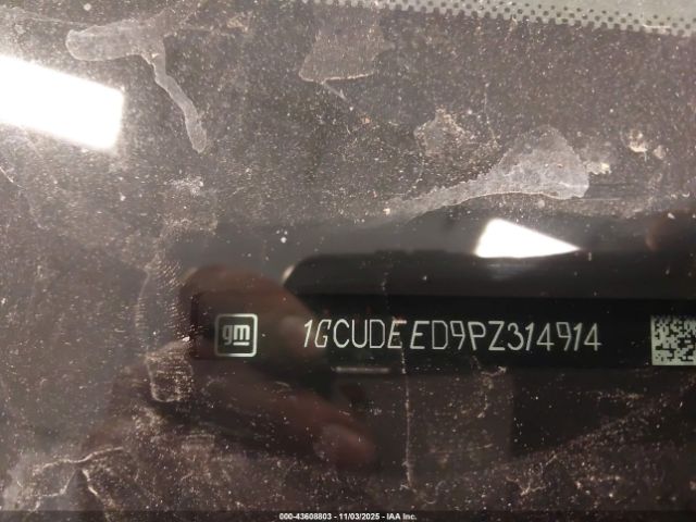 Chevrolet Silverado 1500 4wd  Short Bed Rst Image 10