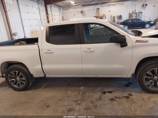 Chevrolet Silverado 1500 4wd  Short Bed Rst Image 16