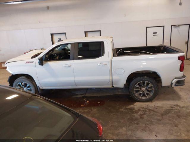 Chevrolet Silverado 1500 4wd  Short Bed Rst Image 8
