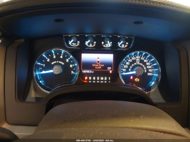 Ford F-150 Lariat Image 11