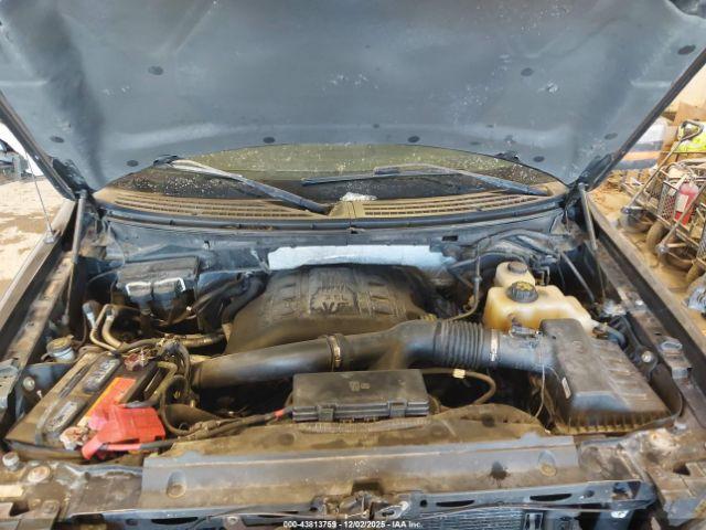 Ford F-150 Lariat Image 4