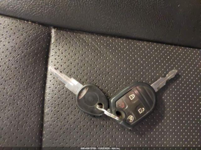 Ford F-150 Lariat Image 13