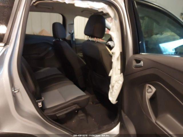 Ford Escape Se Image 8