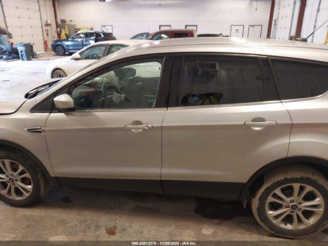 Ford Escape Se Image 12