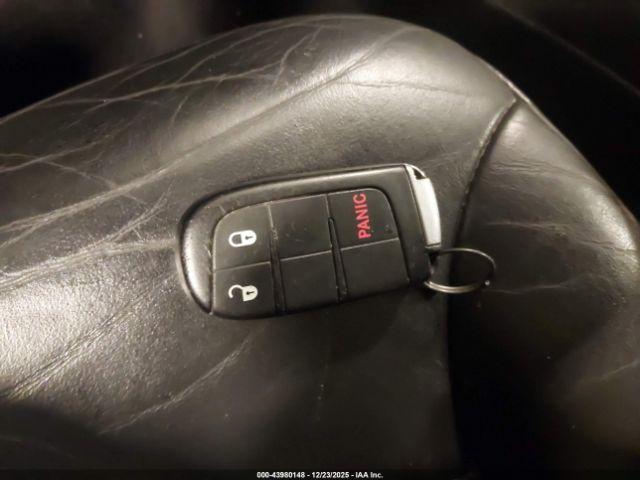 Dodge Journey Crossroad Image 4