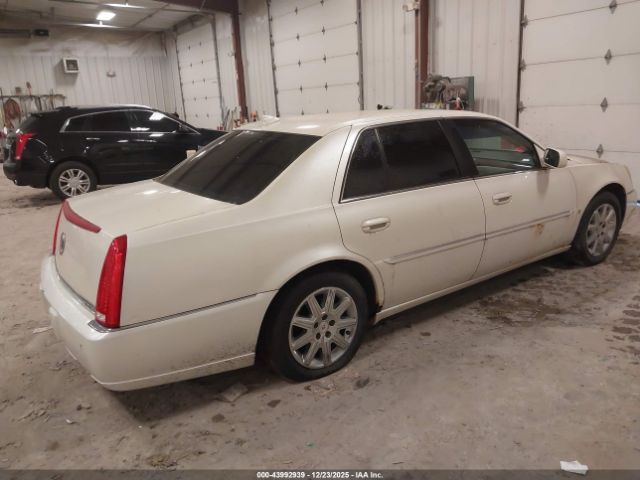 Cadillac DTS 1sd Image 3