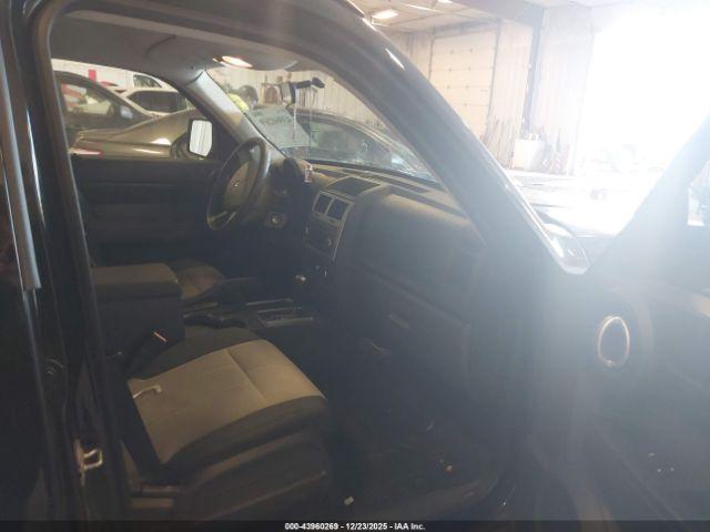 Dodge Nitro Sxt Image 5