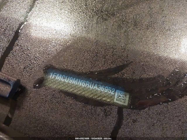 Ford Escape St-line Image 11