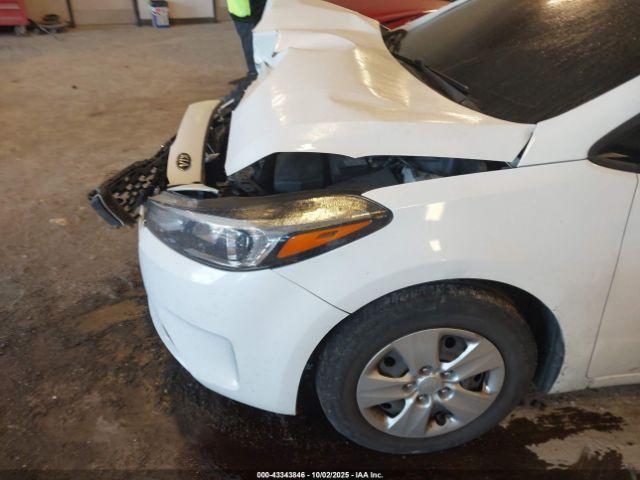 Kia Forte Lx Image 10