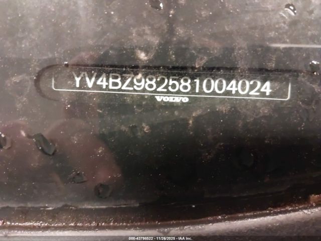 Volvo XC70 3.2 Image 6