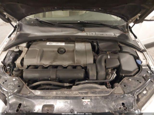 Volvo XC70 3.2 Image 7