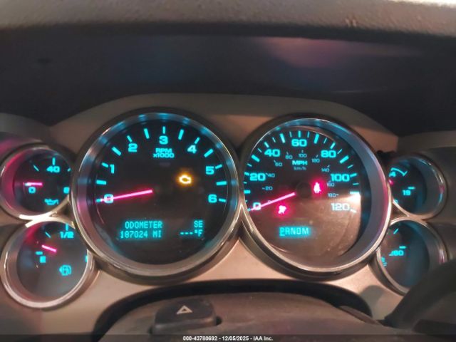 Chevrolet Silverado 1500 Lt Image 13