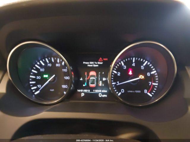 Land Rover Range Rover Evoque Pure Image 8