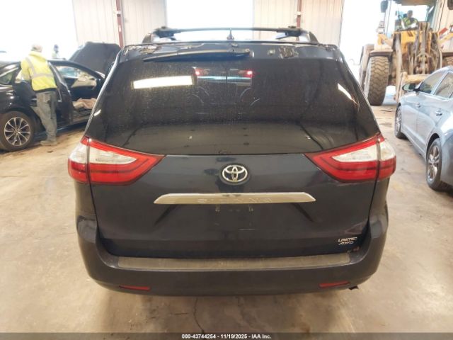 Toyota Sienna Limited Premium 7 Passenger Image 15