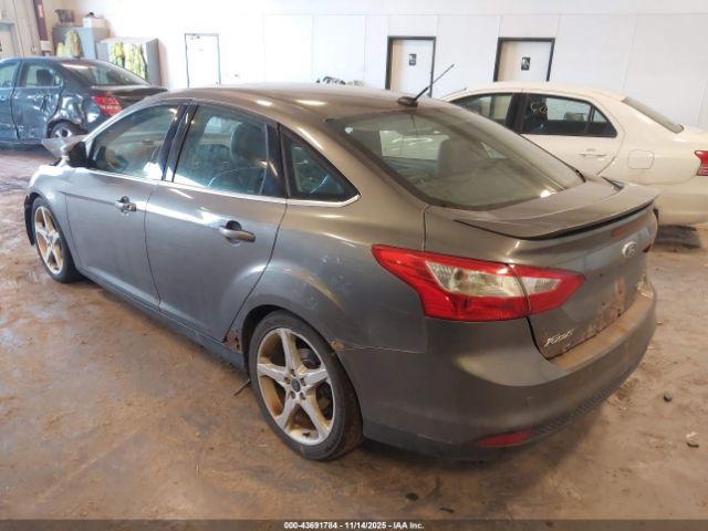 Ford Focus Titanium Image 16