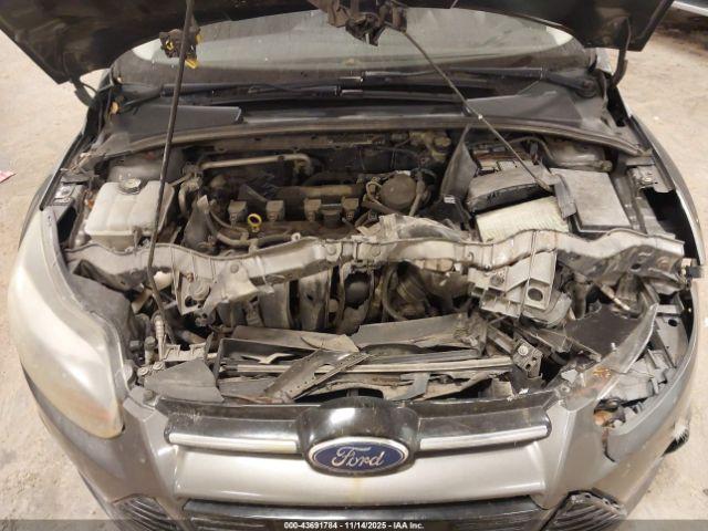 Ford Focus Titanium Image 8