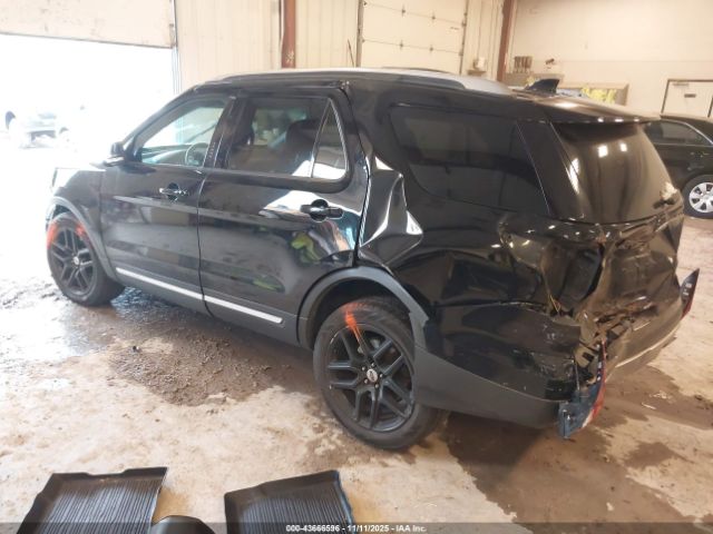 Ford Explorer Xlt Image 2