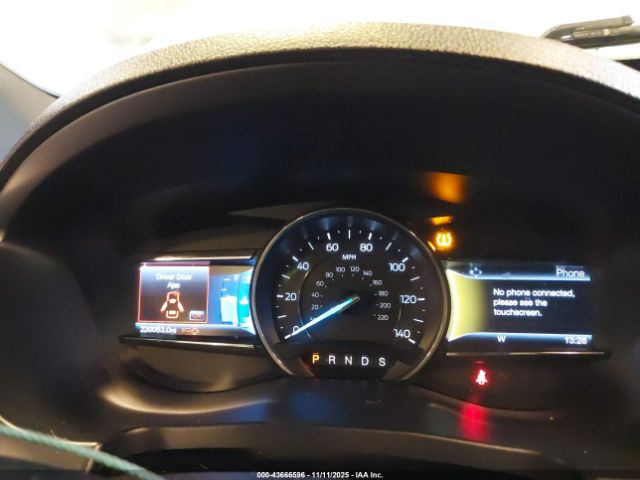 Ford Explorer Xlt Image 4