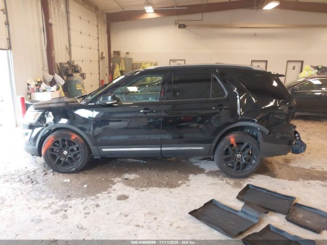 Ford Explorer Xlt Image 12